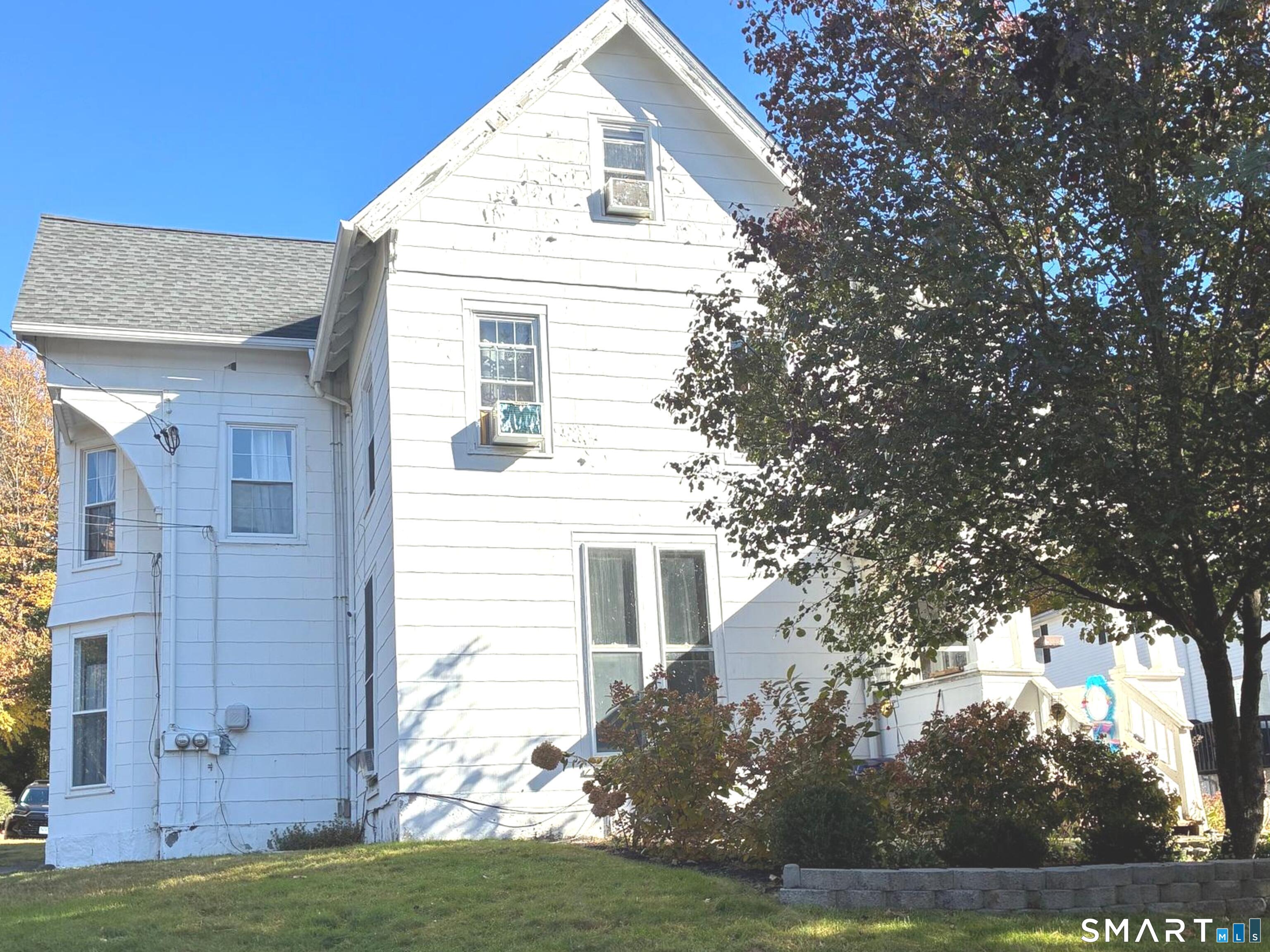 85 Aetna Street 12