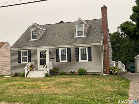 Homes For Sale - 86 Ferndale Avenue<br/> Stratford, CT 06614