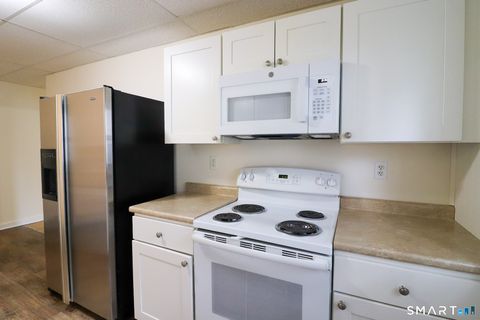 Tiny photo for 374 Main Street #Apt C, East Lyme, CT 06357 (MLS # 24148274)