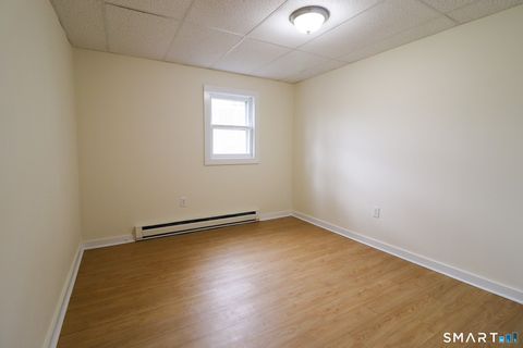 Tiny photo for 374 Main Street #Apt C, East Lyme, CT 06357 (MLS # 24148274)