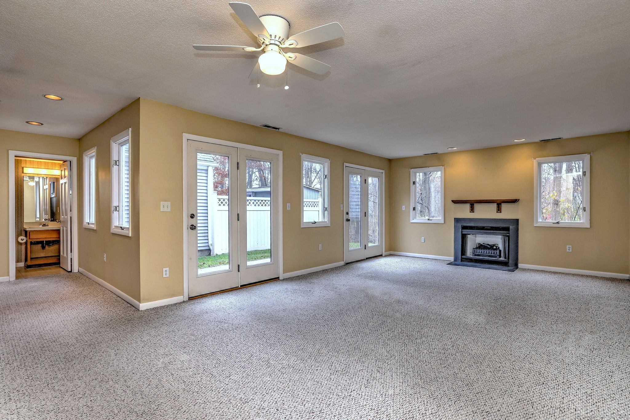 20 Twin Lakes Road APT 10