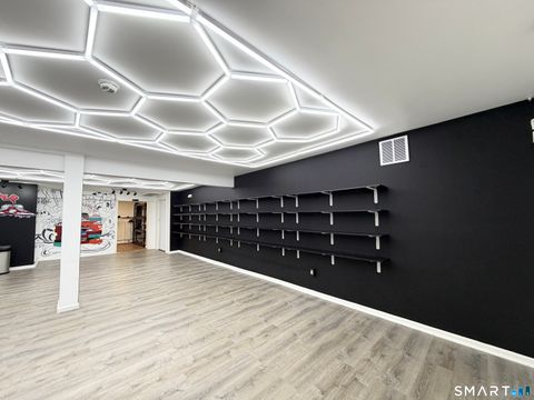 Tiny photo for 1905 State Street #B, Hamden, CT 06517 (MLS # 24160921)