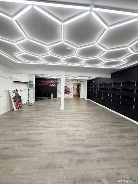 Tiny photo for 1905 State Street #B, Hamden, CT 06517 (MLS # 24160921)