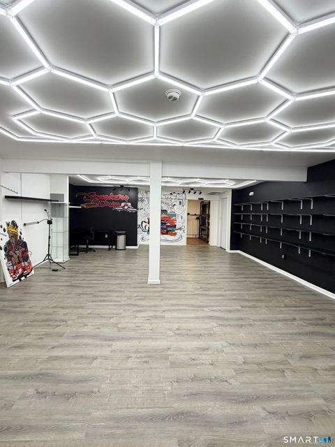 Tiny photo for 1905 State Street #B, Hamden, CT 06517 (MLS # 24160921)