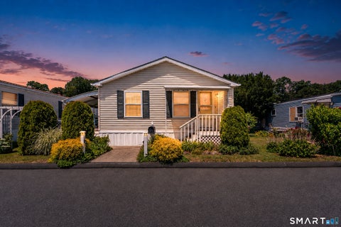 Mobile Home For Sale - 5 Loring Court<br/> Wallingford, CT 06492