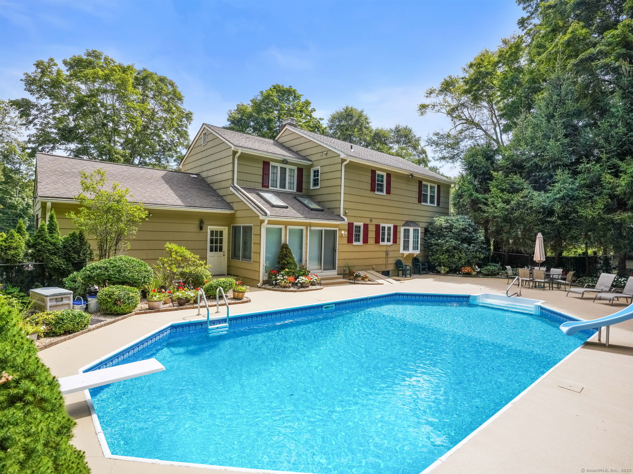 35 Red Barn Road