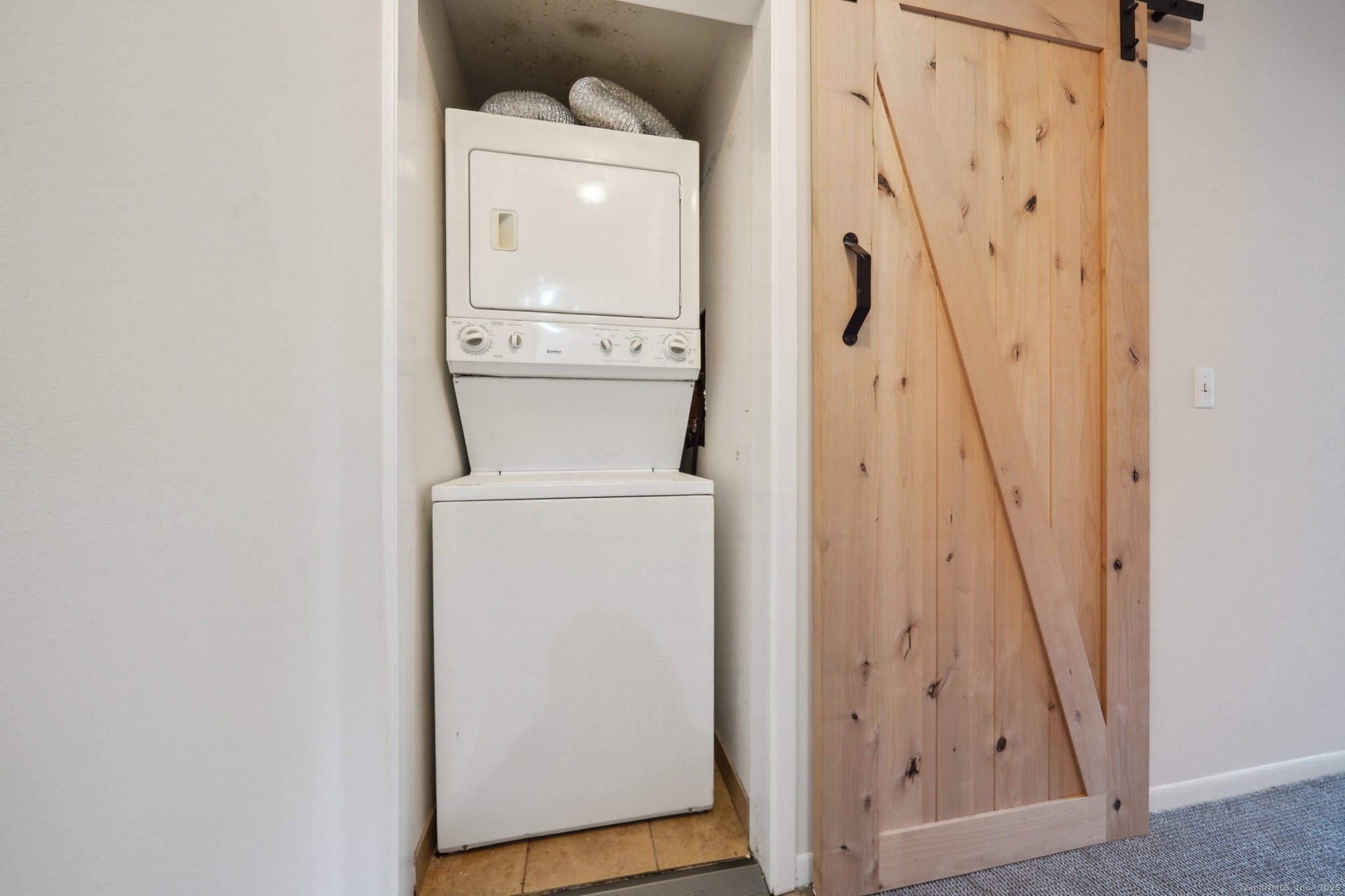 61 Riverside Avenue #15, Stamford, Connecticut image 8