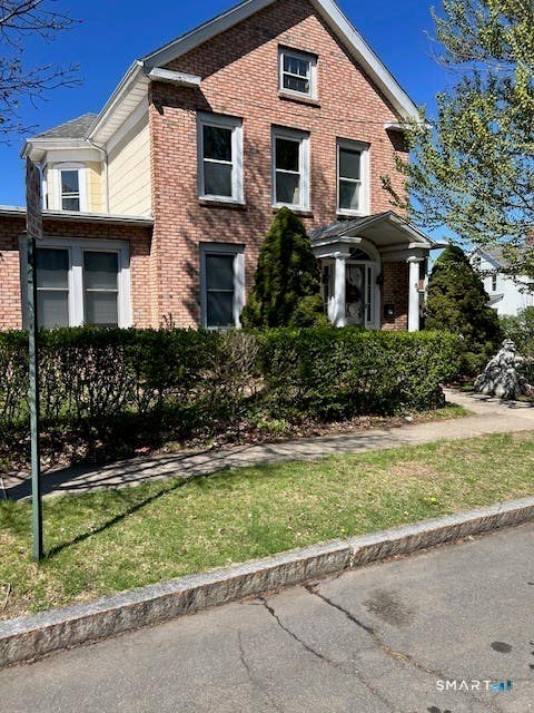 Photo of 59 Park Place, Middletown, CT 06457 (MLS # 24197301)