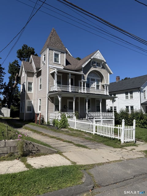 Photo of 25 E Pearl Street, Danbury, CT 06810 (MLS # 24206589)