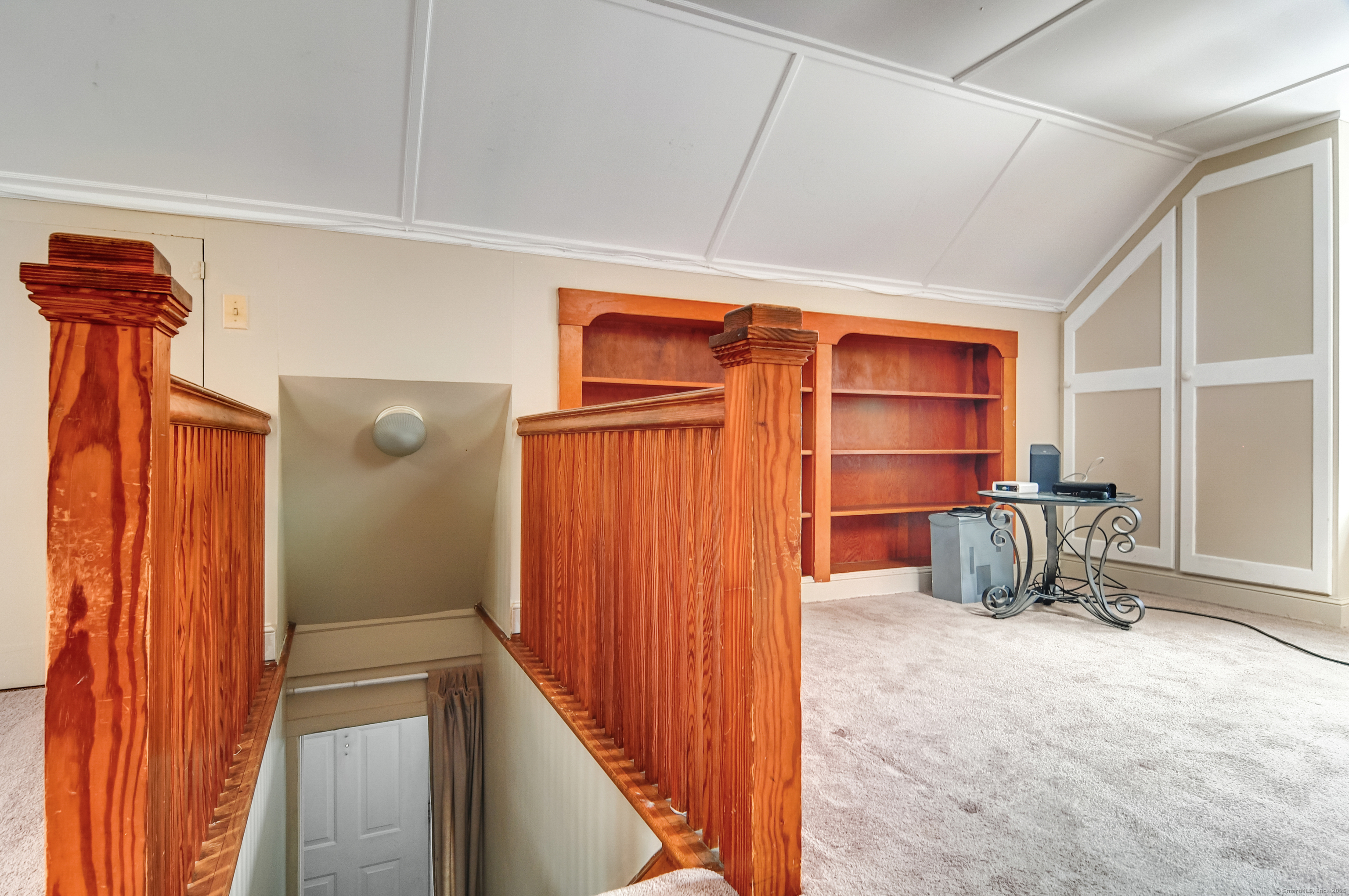 Manchester, Connecticut 06040, United States, 2 Bedrooms Bedrooms, ,1 BathroomBathrooms,Residential,Active,226690