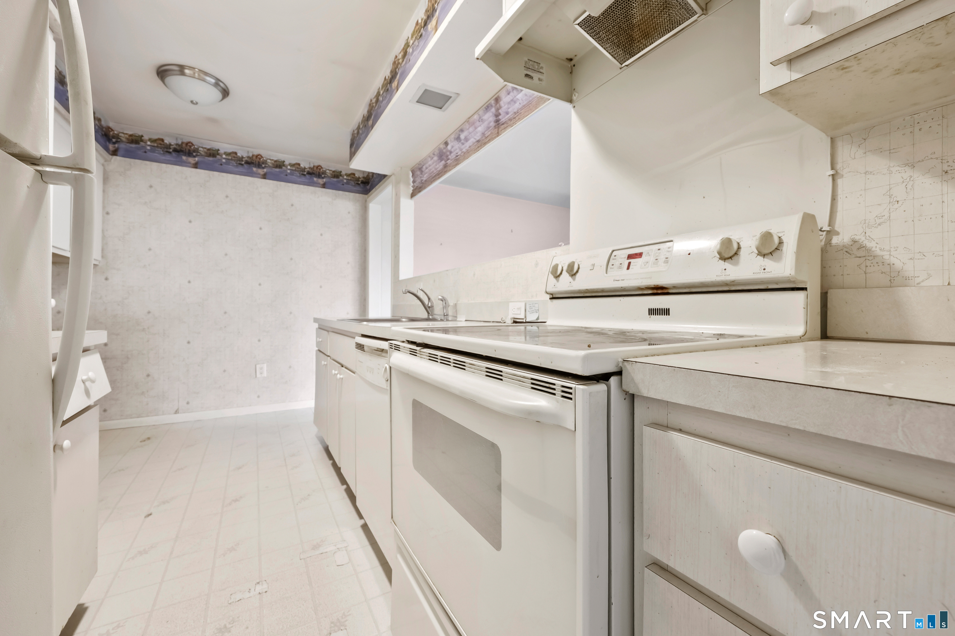 61 Riverside Avenue 14