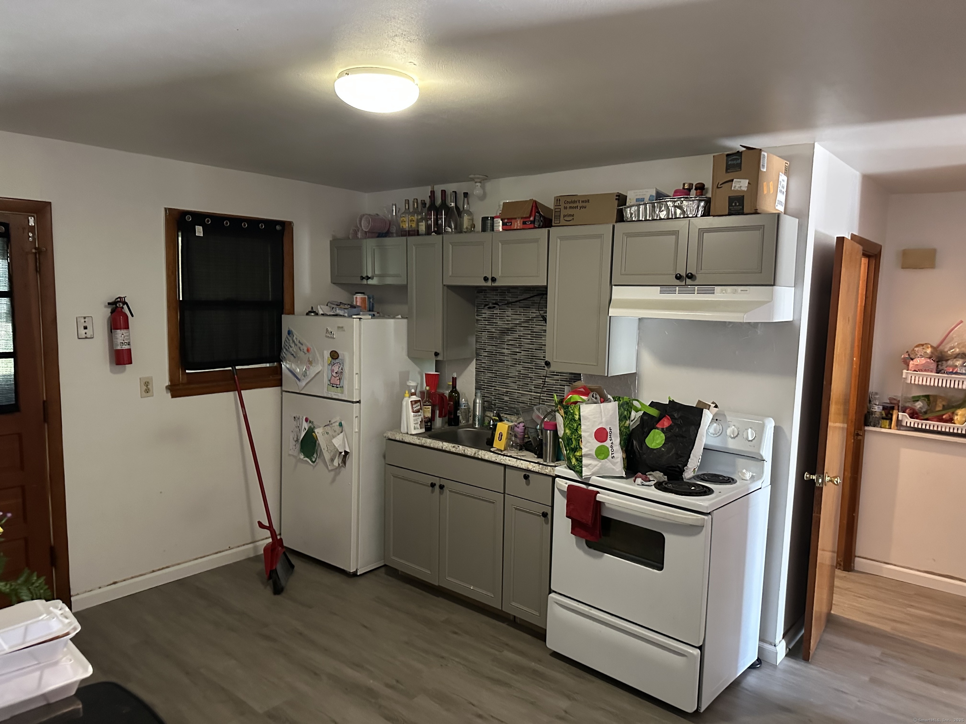 93 Whitewood Road