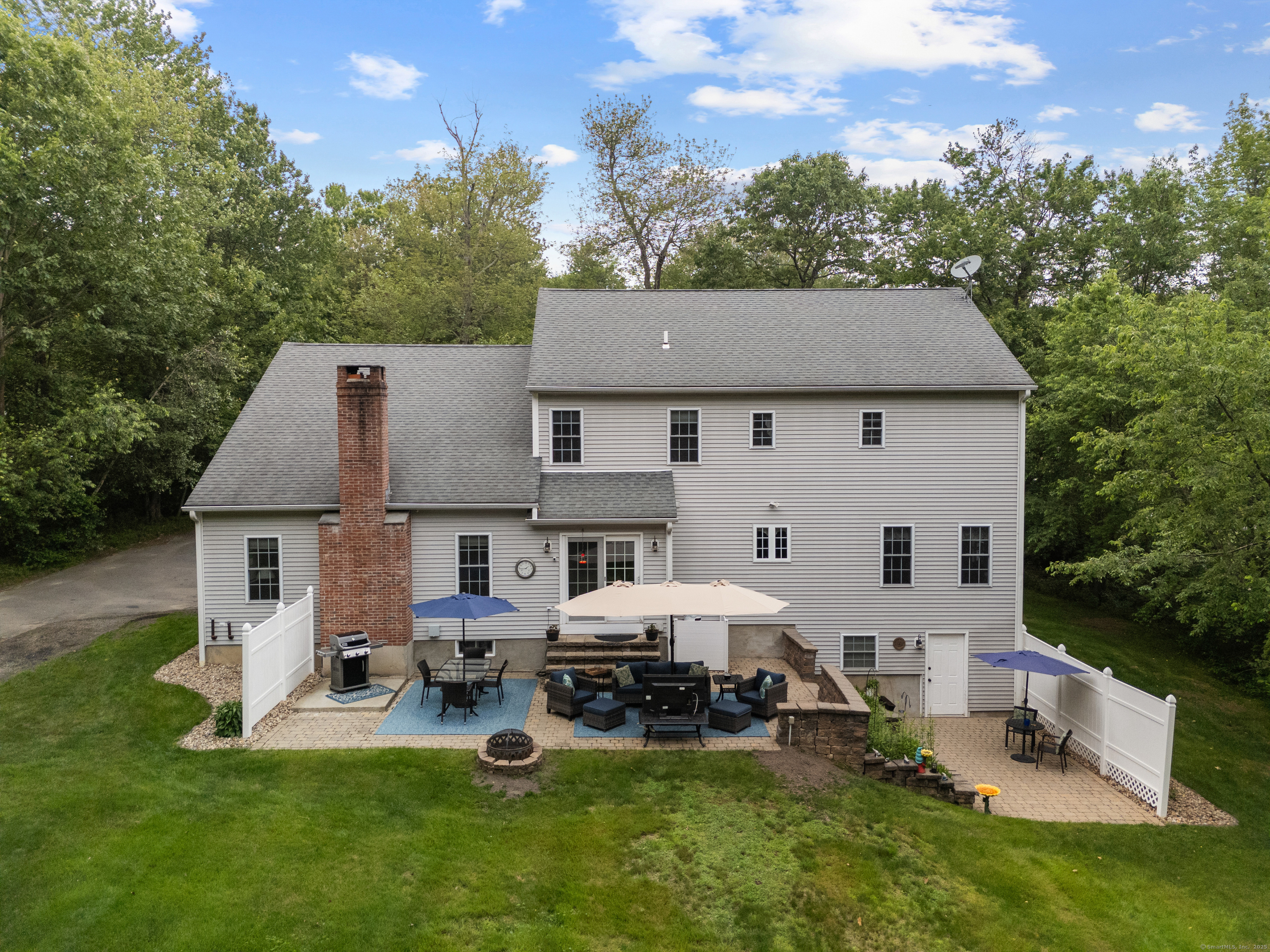 67 Warren Glen