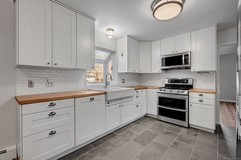 Tiny photo for 63 Meadowood Drive, Middletown, CT 06457 (MLS # 24142770)