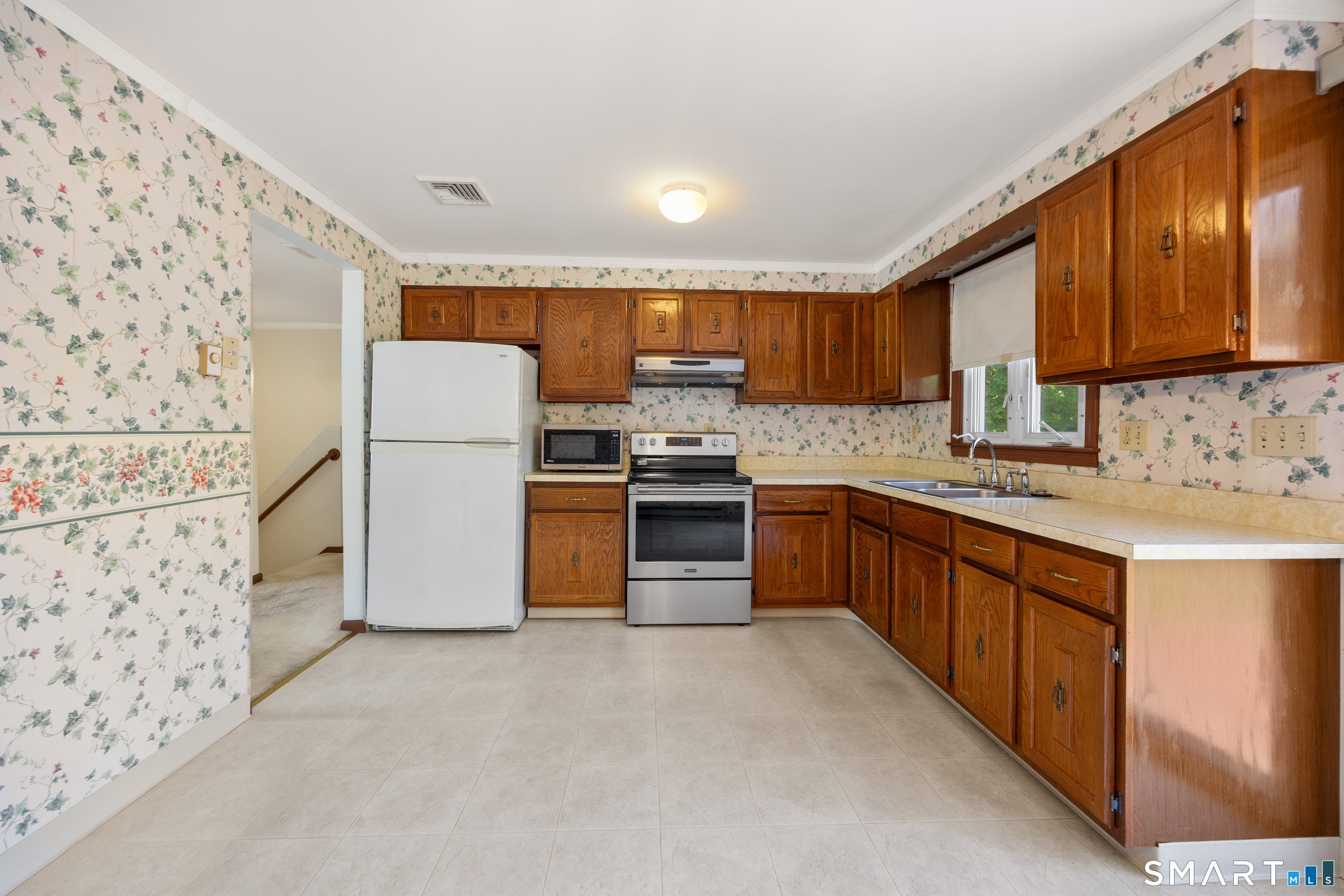 39 Munson Avenue