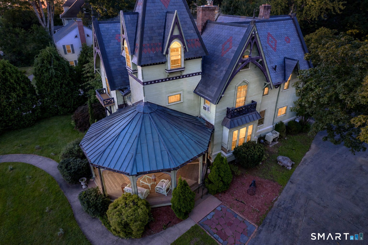 185 Washington Street