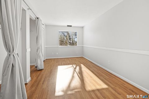 Tiny photo for 202 Main Street #APT 3H, West Haven, CT 06516 (MLS # 24151231)