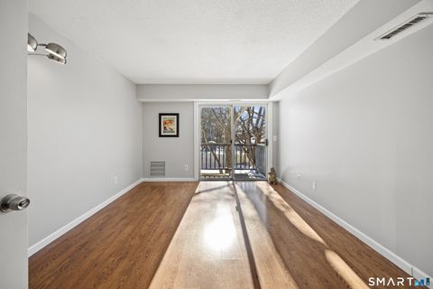 Tiny photo for 202 Main Street #APT 3H, West Haven, CT 06516 (MLS # 24151231)