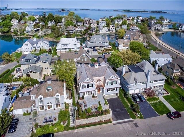 Photo 1 of 34 Nearwater Road, Norwalk, Connecticut, $4,200,000, Web #: 24025147