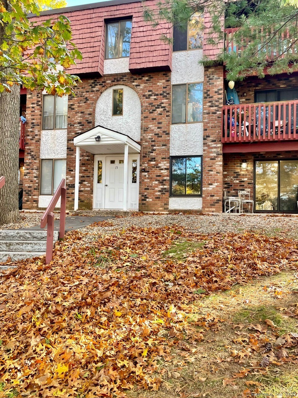 15 Woodsedge Drive Apt 6C