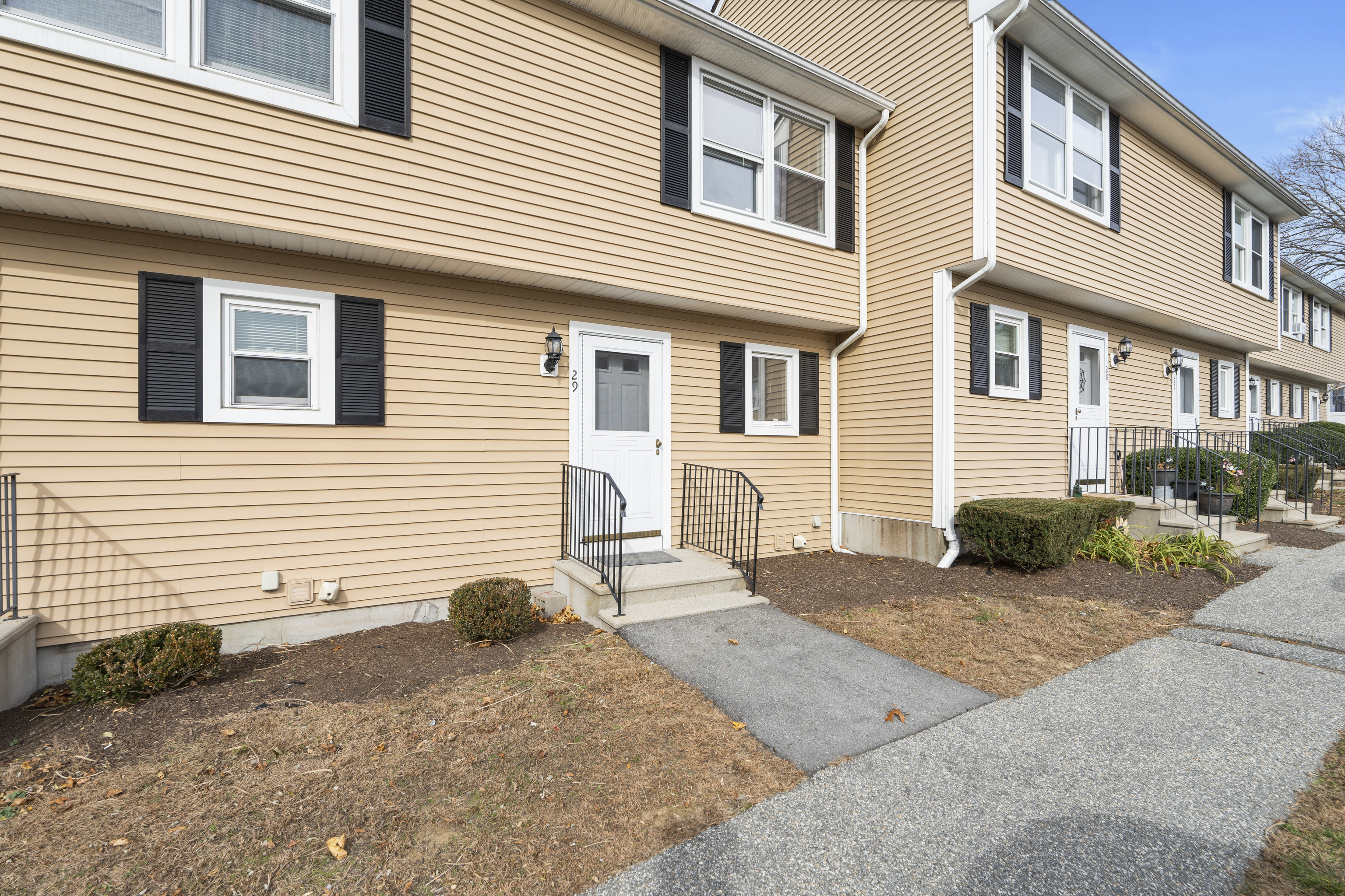 Griswold, Connecticut 06351, United States, 2 Bedrooms Bedrooms, ,2 BathroomsBathrooms,Residential,Active,241430