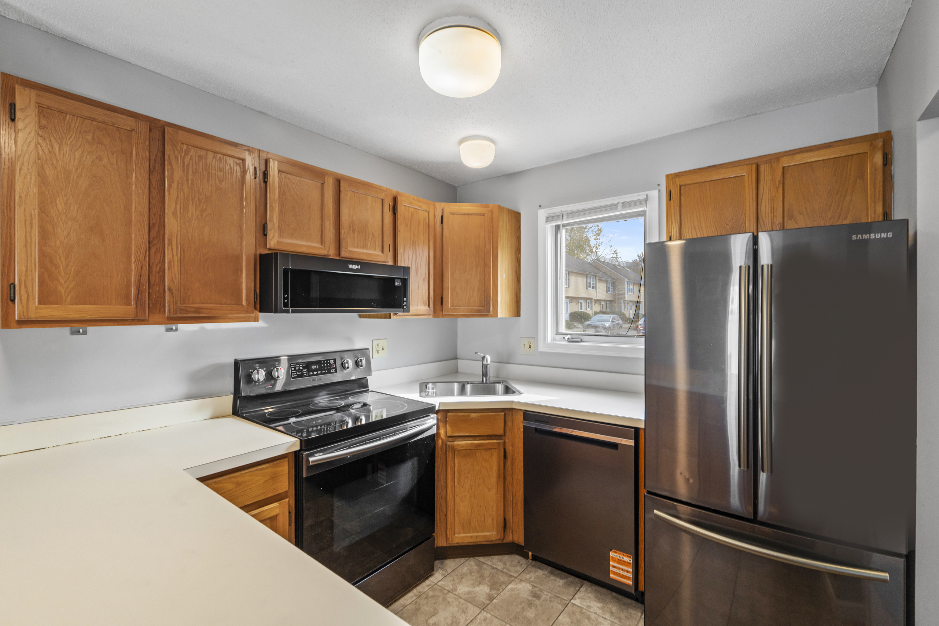 Griswold, Connecticut 06351, United States, 2 Bedrooms Bedrooms, ,2 BathroomsBathrooms,Residential,Active,241430