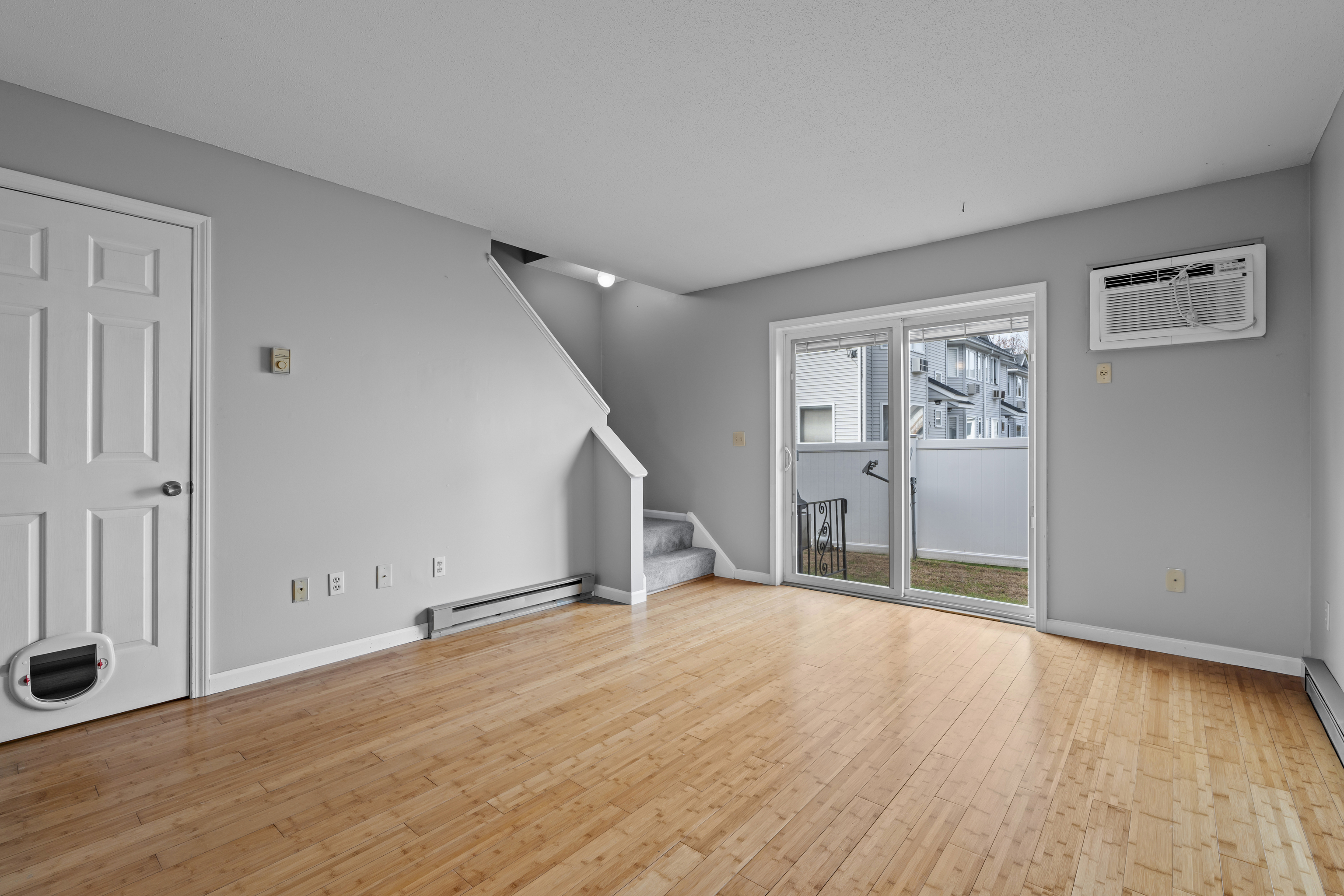 Griswold, Connecticut 06351, United States, 2 Bedrooms Bedrooms, ,2 BathroomsBathrooms,Residential,Active,241430