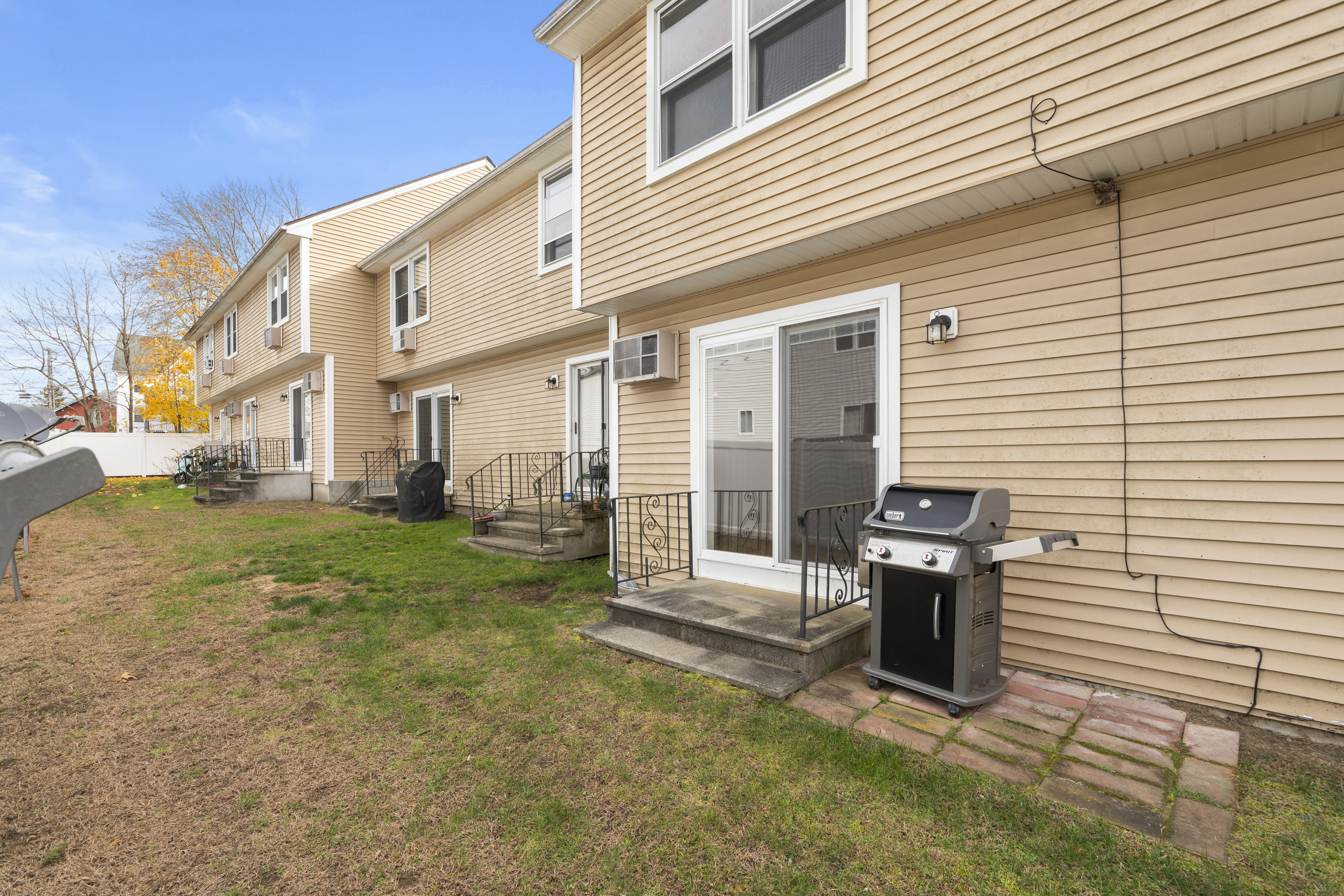 Griswold, Connecticut 06351, United States, 2 Bedrooms Bedrooms, ,2 BathroomsBathrooms,Residential,Active,241430