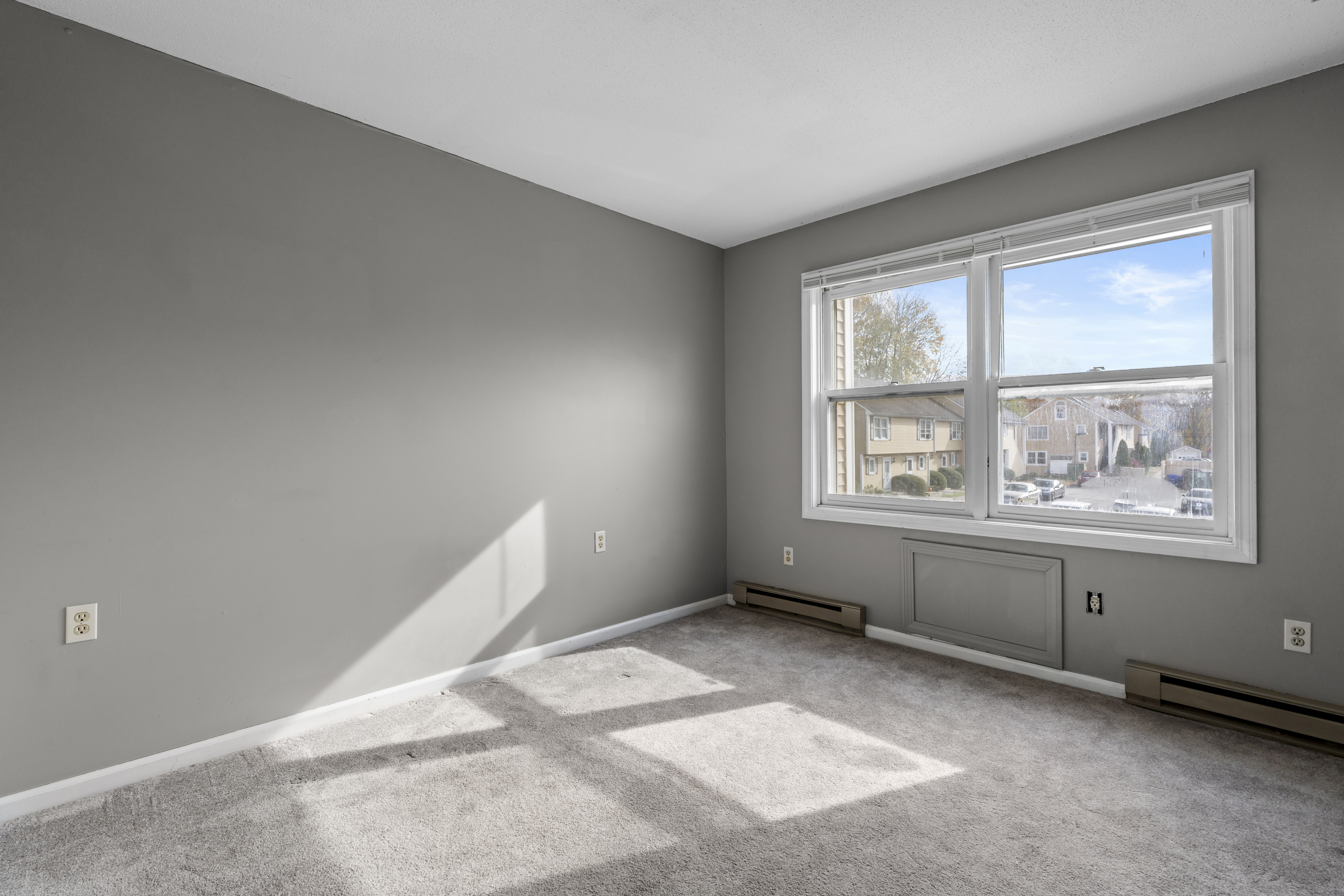 Griswold, Connecticut 06351, United States, 2 Bedrooms Bedrooms, ,2 BathroomsBathrooms,Residential,Active,241430