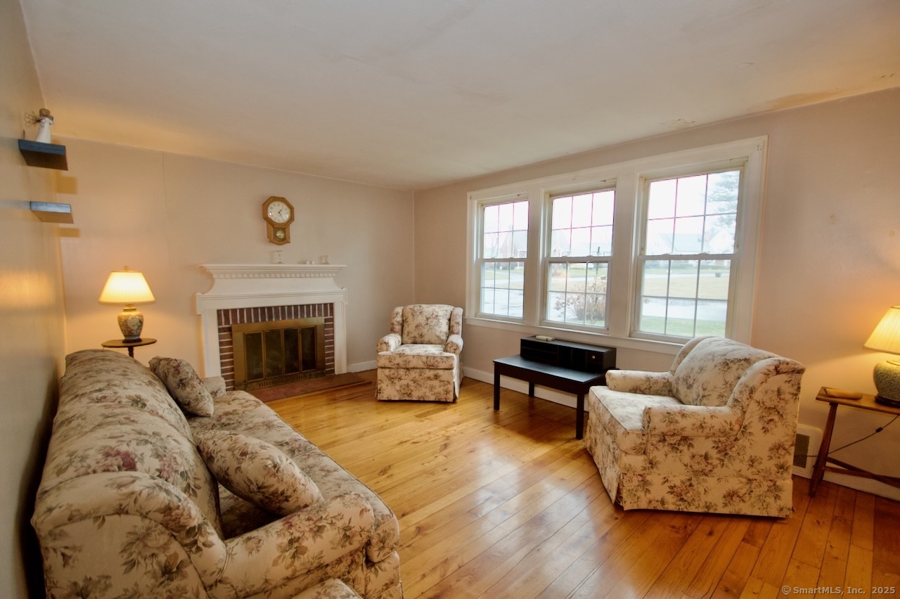 180 Hillside Avenue, West Haven, Connecticut image 4