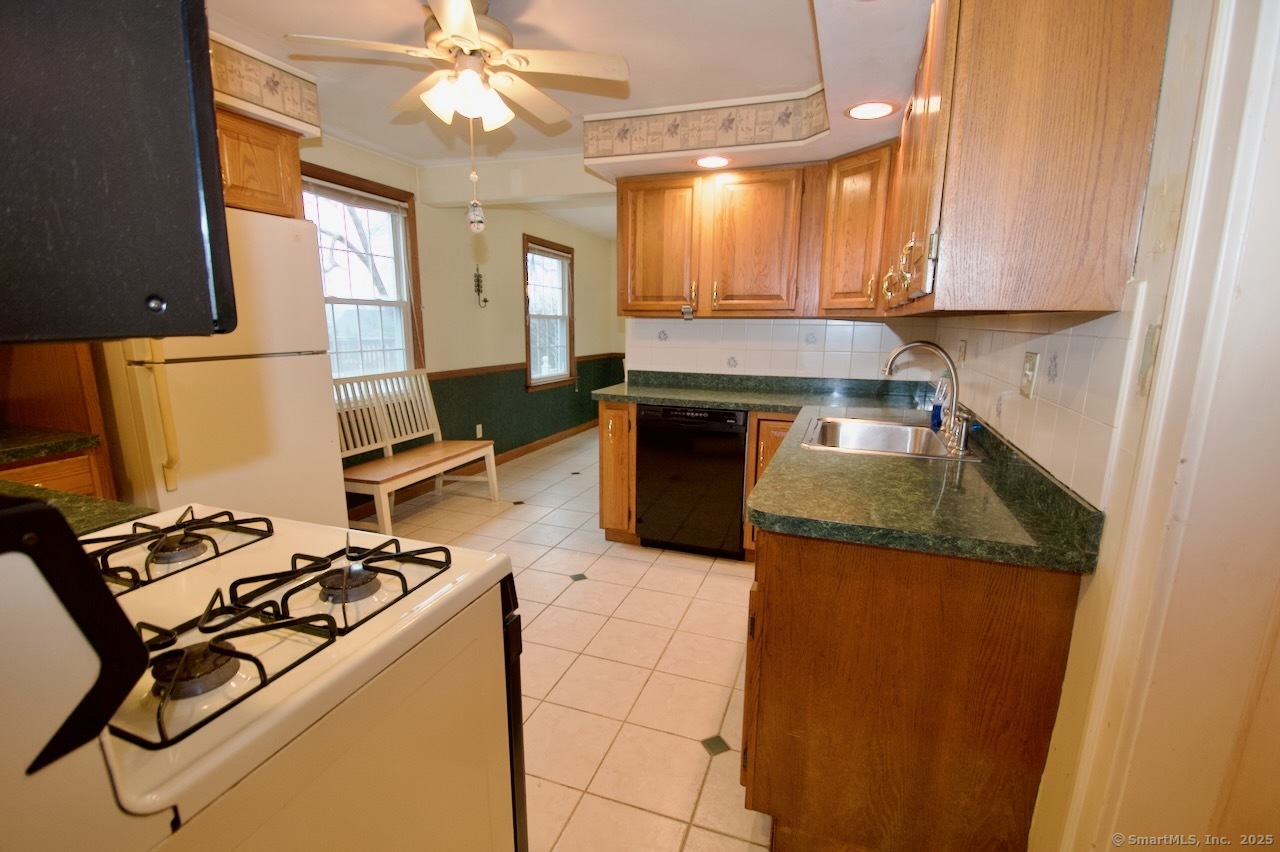 180 Hillside Avenue, West Haven, Connecticut image 8