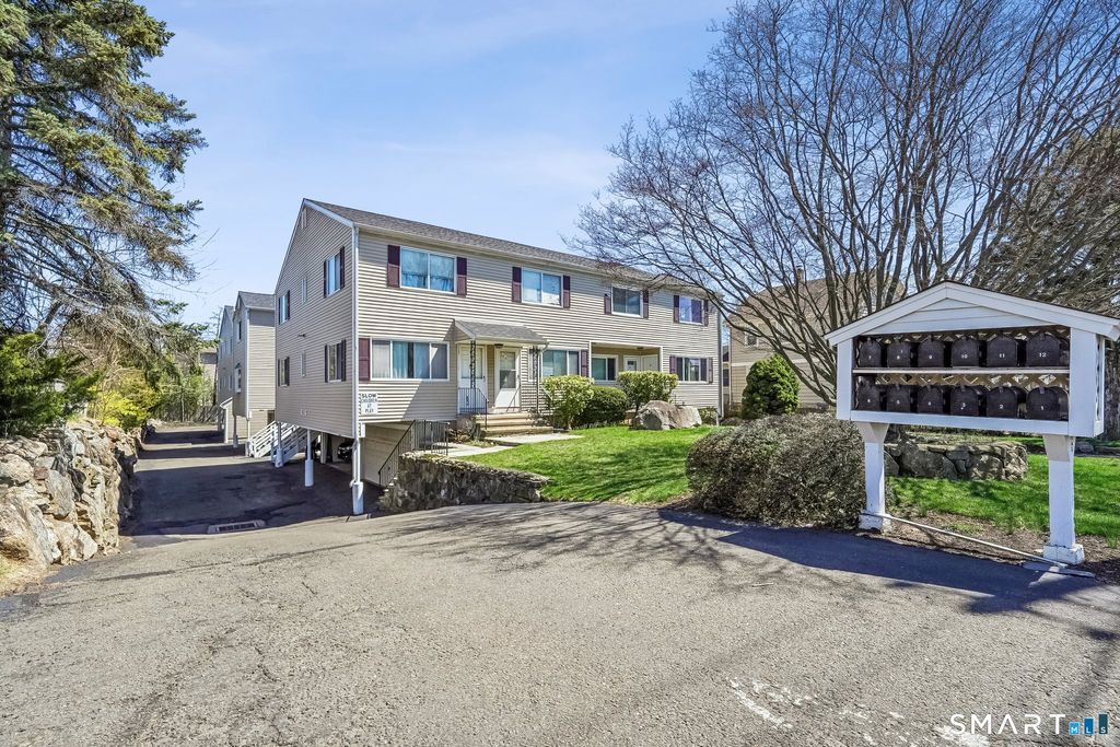 Photo of 14 Ferris Avenue #9, Norwalk, CT 06854 (MLS # 24165488)