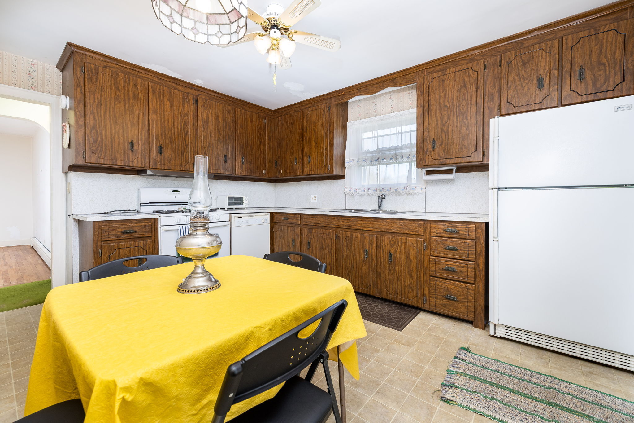 377 Chestnut Hill Road, Colchester, Connecticut image 16