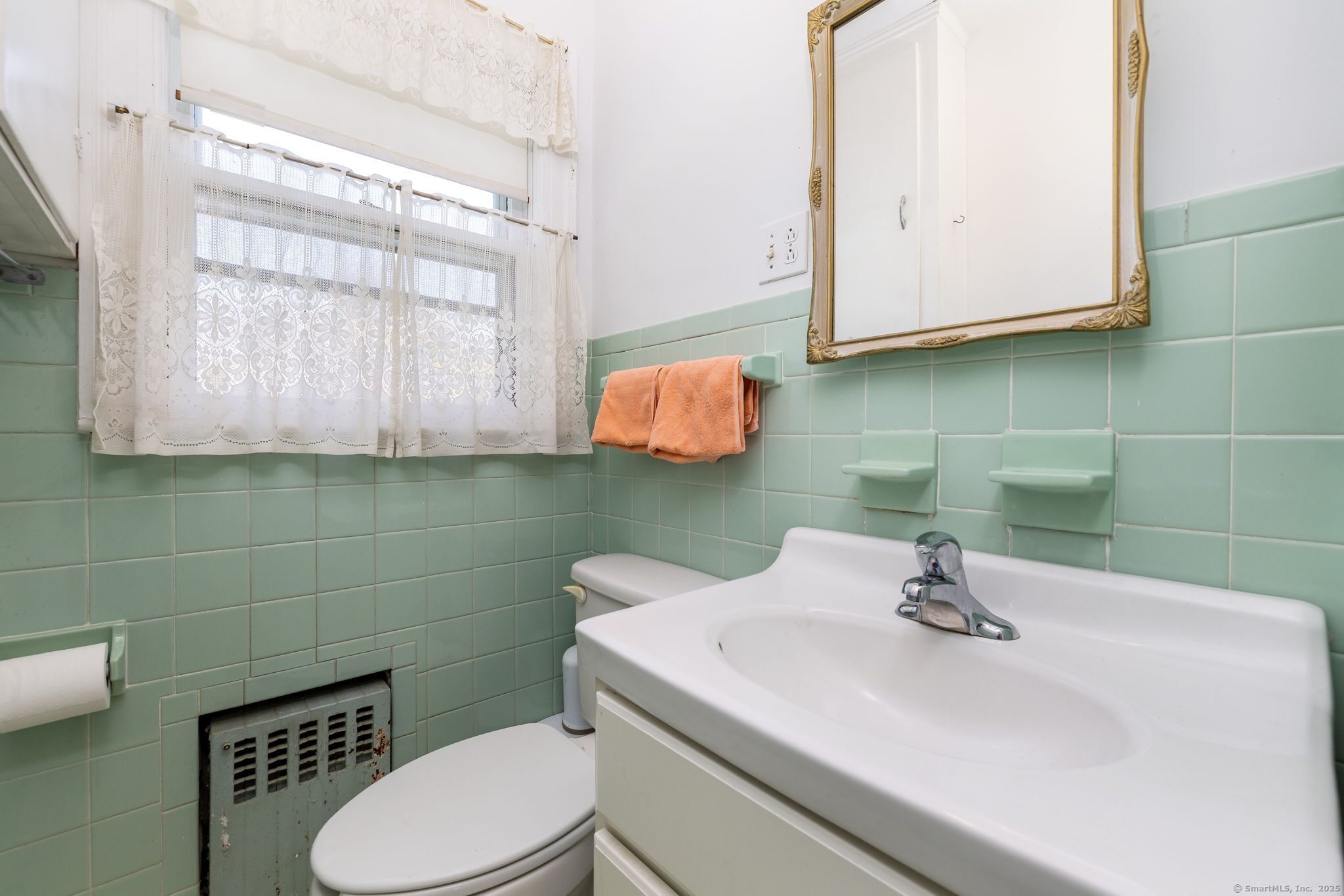 377 Chestnut Hill Road, Colchester, Connecticut image 21
