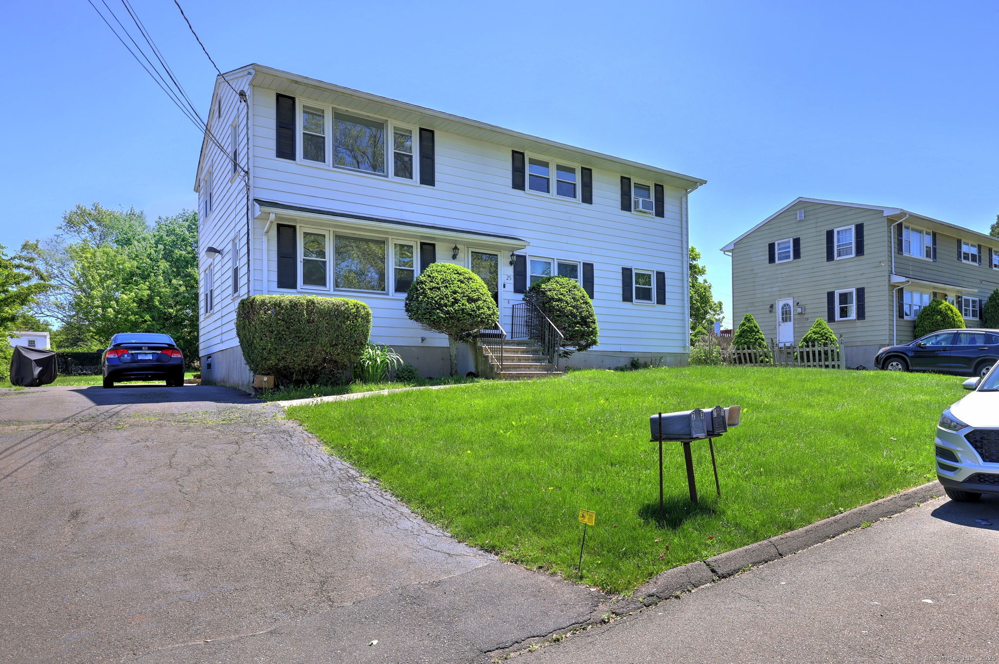 Rental Property at Gilbert Lane 25, Branford, Connecticut - Bedrooms: 3 
Bathrooms: 1 
Rooms: 5  - $2,500 MO.
