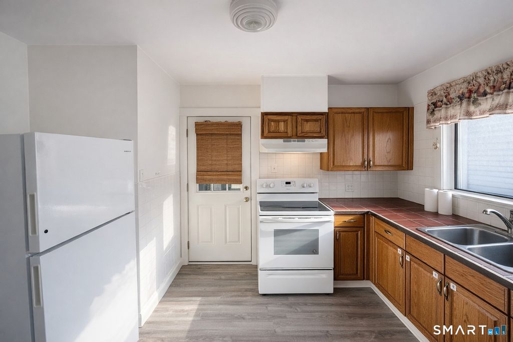 Photo of 22 Windell Place #2, Stamford, CT 06906 (MLS # 24158948)