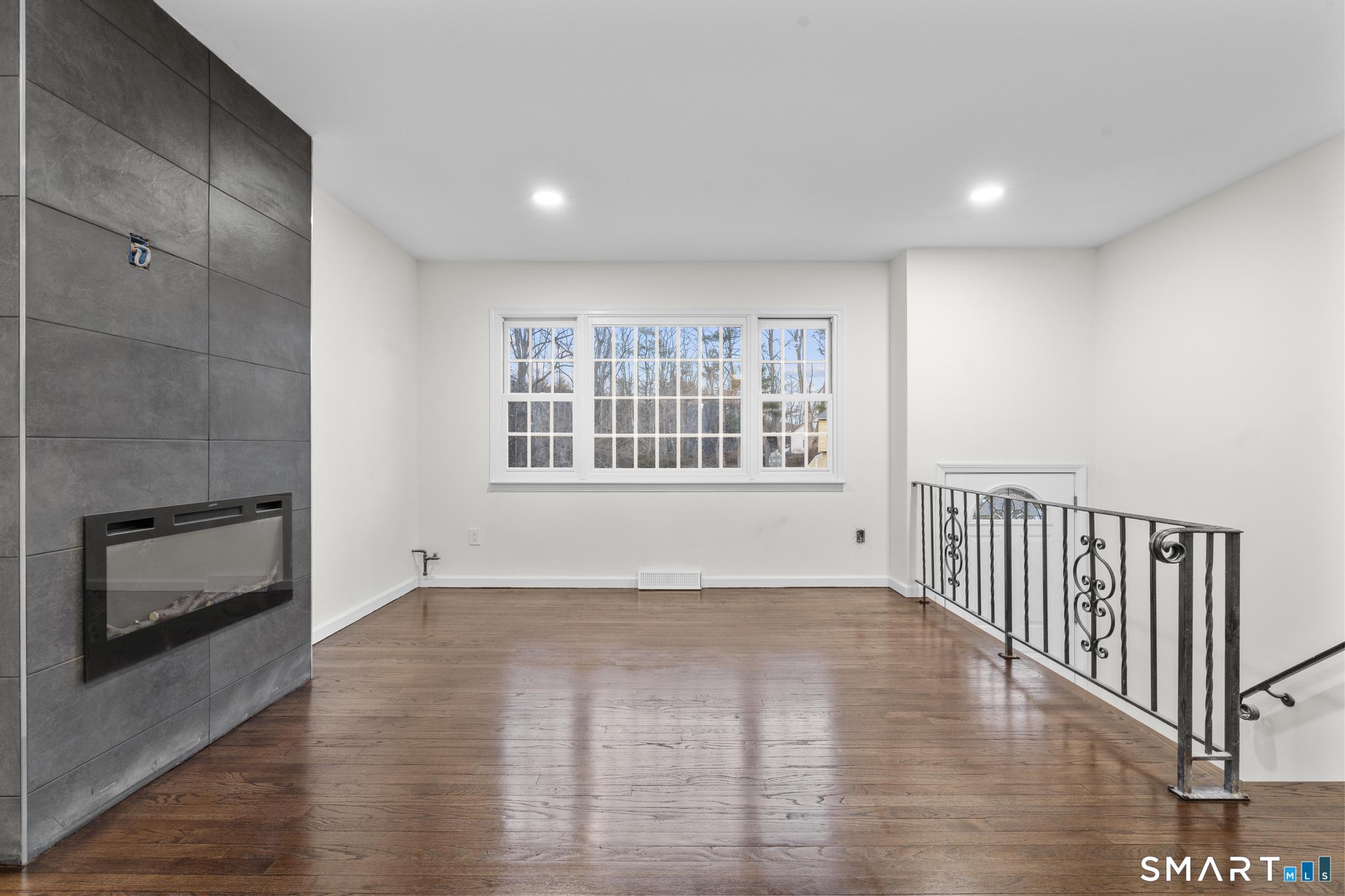 49 Sleepy Hollow Drive