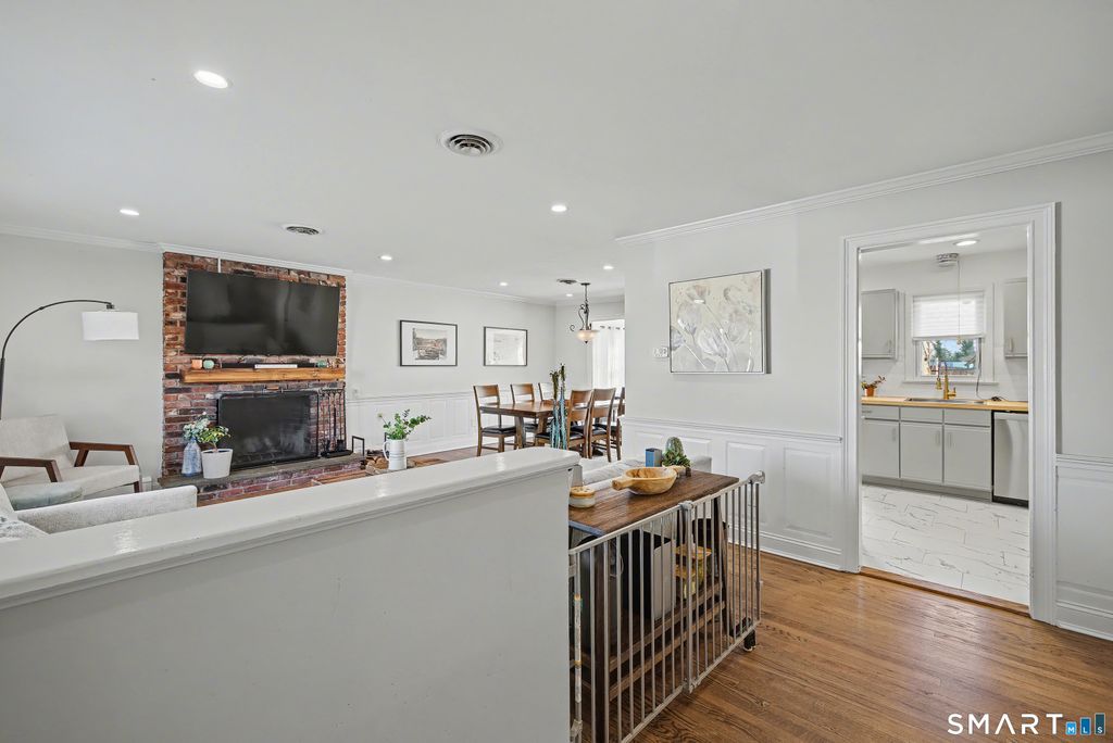 Photo of 32 Heather Lane, Norwalk, CT 06851 (MLS # 24148630)