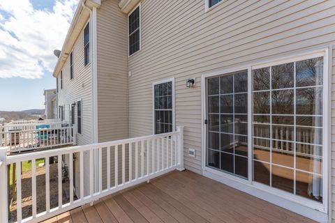 Tiny photo for 15 Freedom Way #92, East Lyme, CT 06357 (MLS # 24151714)