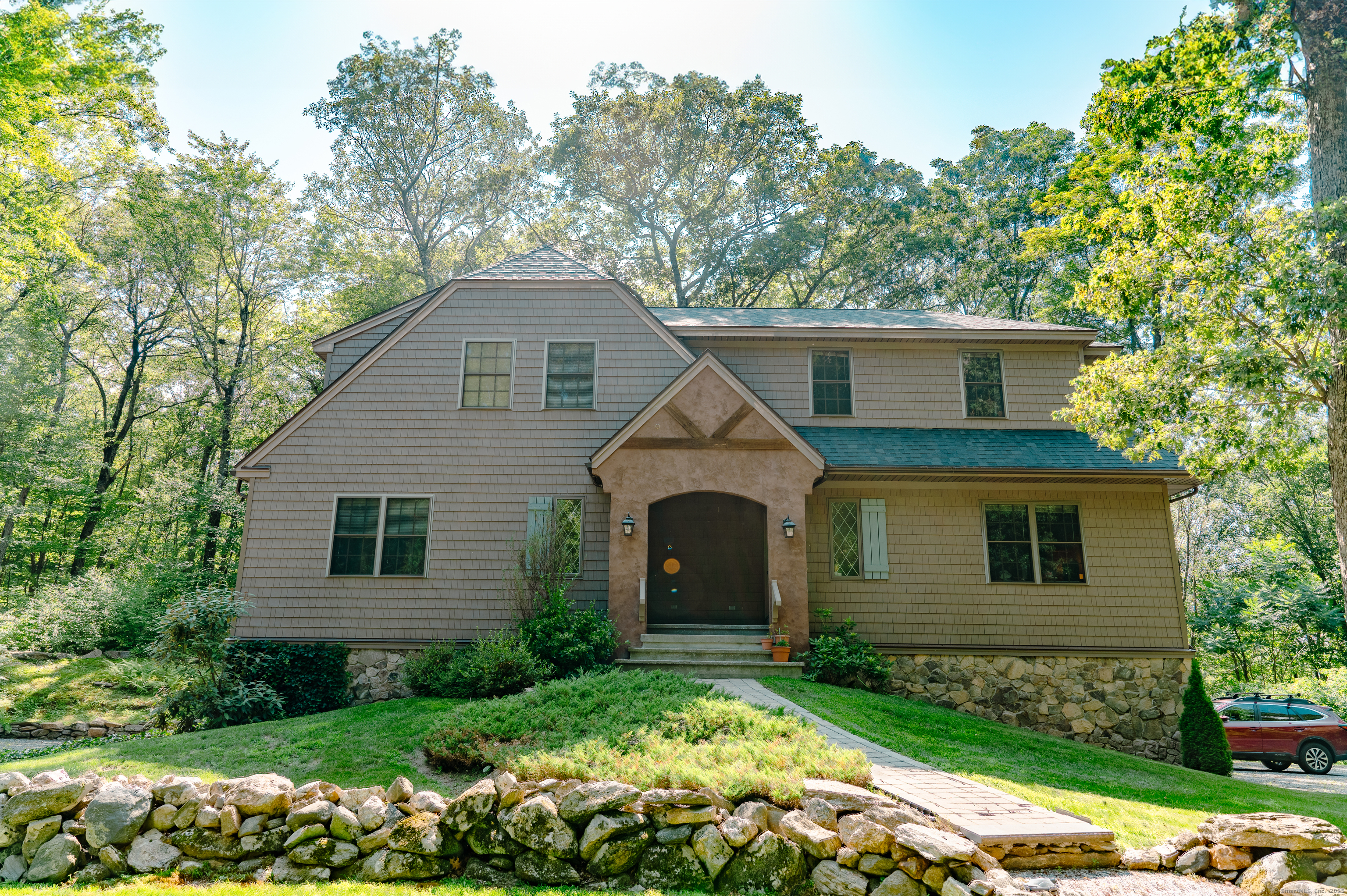 159 East Litchfield Road
