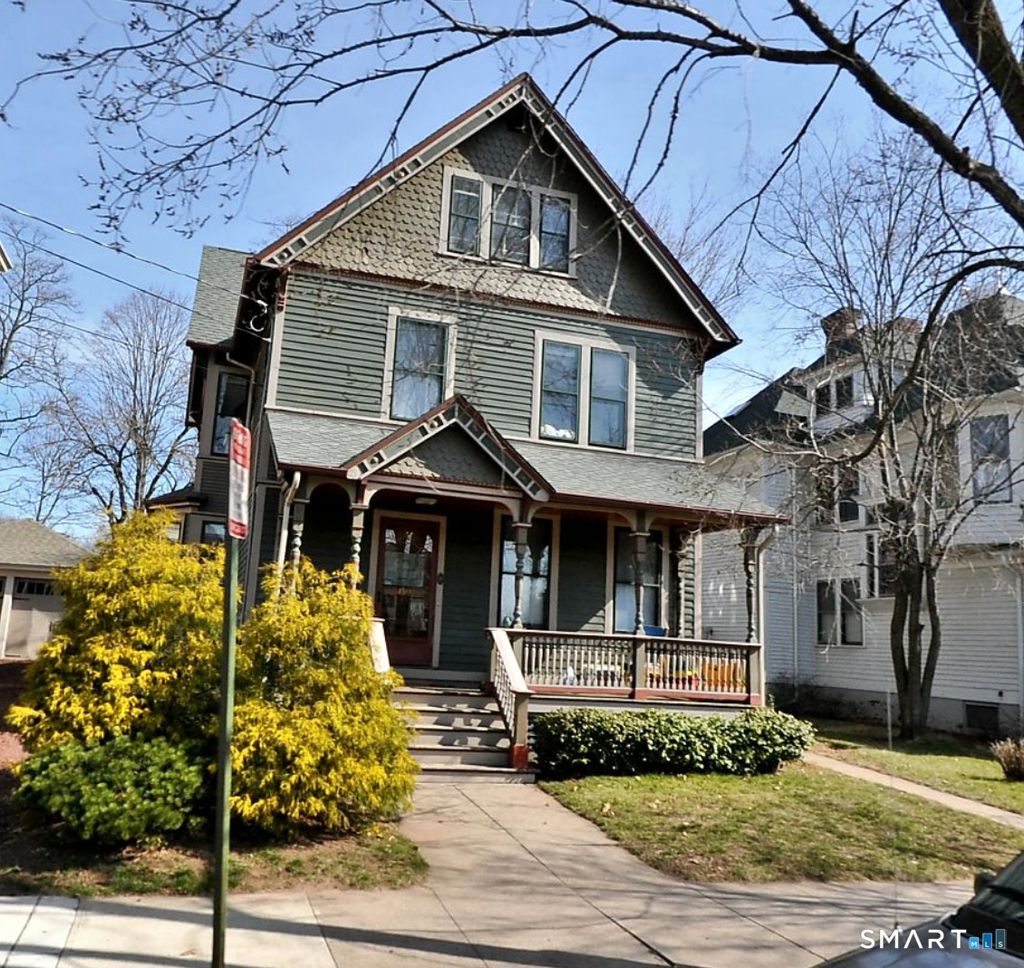 Photo of 439 Edgewood Avenue, New Haven, CT 06511 (MLS # 24159654)