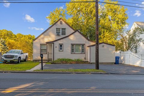 Photo of 35 Allings Crossing Road, West Haven, CT 06516 (MLS # 24123881)