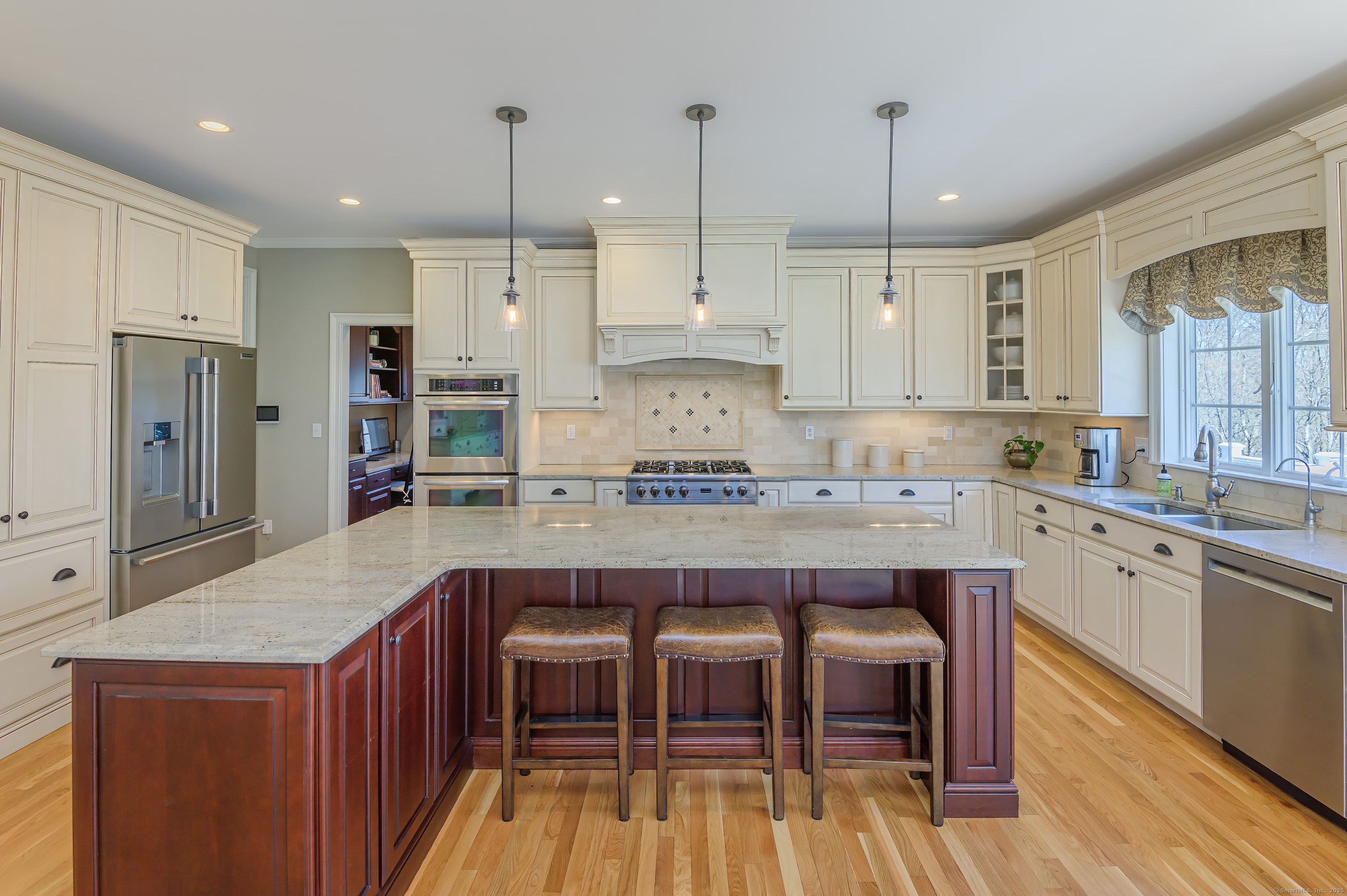 46 Blue Ridge Road, Ridgefield, Connecticut image 9