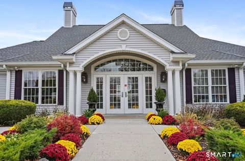 Tiny photo for 5003 Heartwood Lane #5003, Danbury, CT 06811 (MLS # 24144148)