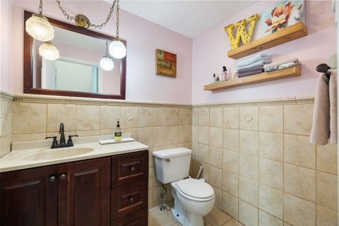 Tiny photo for 198 Bradley Avenue #APT 9, Waterbury, CT 06708 (MLS # 24134428)