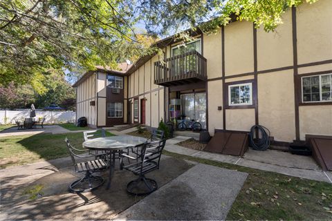 Tiny photo for 198 Bradley Avenue #APT 9, Waterbury, CT 06708 (MLS # 24134428)