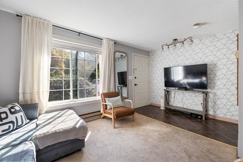 Tiny photo for 198 Bradley Avenue #APT 9, Waterbury, CT 06708 (MLS # 24134428)