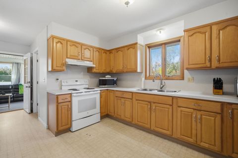 Tiny photo for 7 Frances Lane, Windsor Locks, CT 06096 (MLS # 24138394)