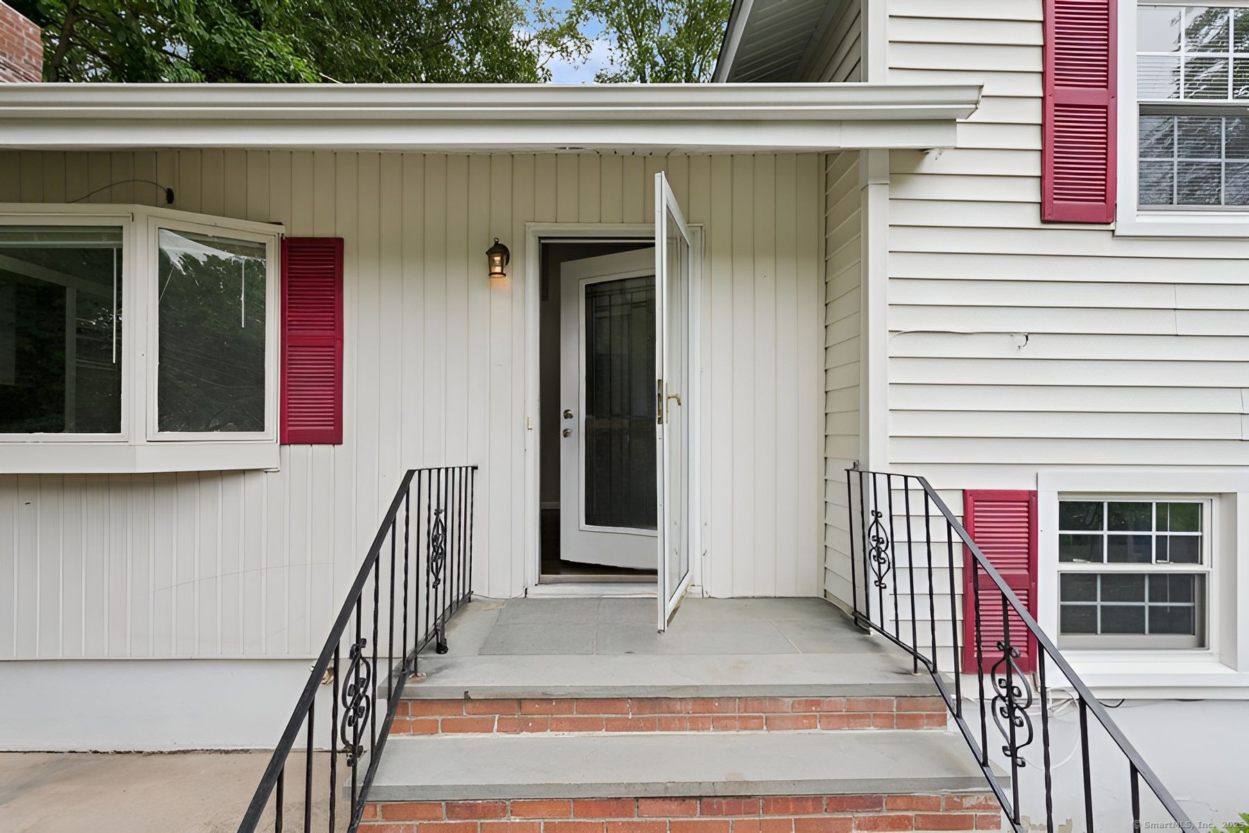 6 Kingsbury Road