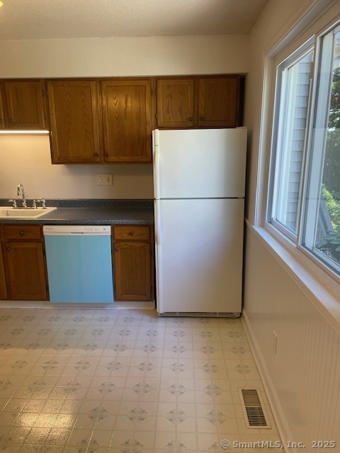 273 Derby Avenue 810